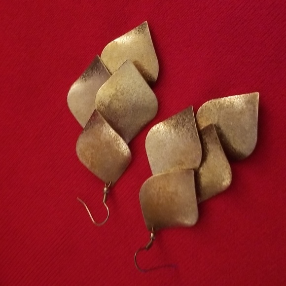 Gold Leaf Earrings - Picture 7 of 7